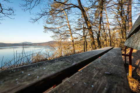 Blick auf das Kloster Maria Laach am Laacher See