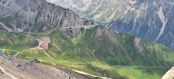 Fotografie z Günther Karrer na trase