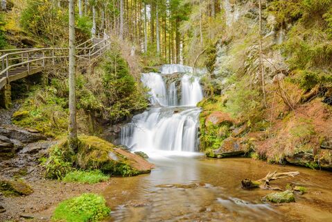Graggerschlucht mit Kaskadenwasserfall