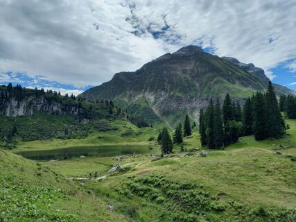 Fotografija s spletne strani Matthias Zimmermann na poti
