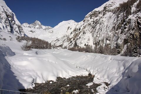 Ködnitzbach mit Großglockner
