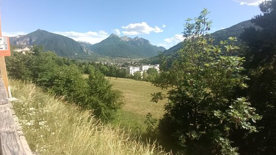 Fotografija s spletne strani JC BRET na poti