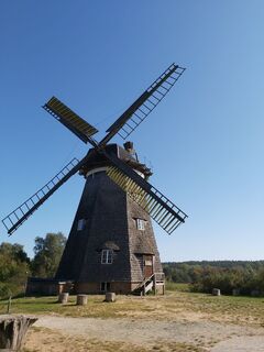 Fotografija s spletne strani PerryB na poti
