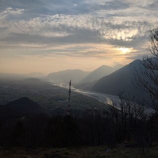 Panorama vom Gipfel des Monte Cumieli bei Sonnenuntergang