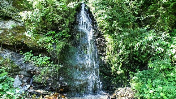 Kleiner Wasserfall am Klammweg