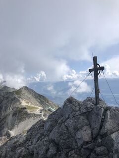 Foto van Cedric Kirchebner langs de tour