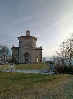 Fotografija s spletne strani Greg+Lisa na poti