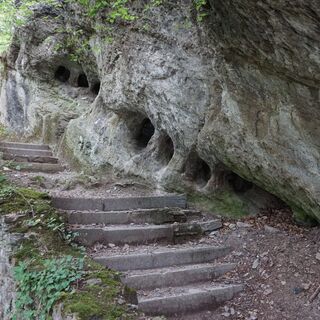 Heinzelmannshöhlen