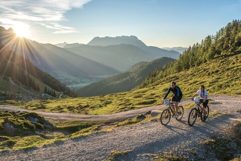 Mountainbike_Winterstelleralm_01_©_Helmut_Lackner.jpg