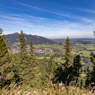 Blick auf das Pfrontener Tal vom Falkenstein