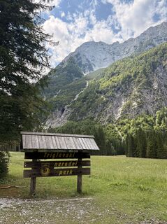 Fotografija s spletne strani Hans Peter Gröchenig na poti
