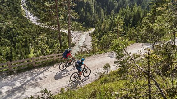 Biken im Gaistal