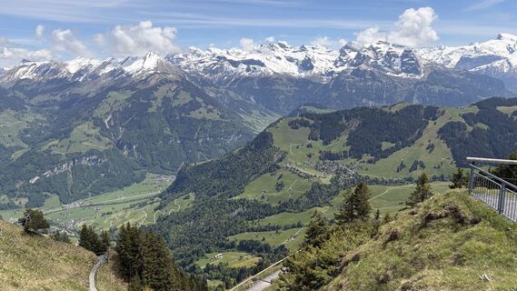 Fotografija s spletne strani Boris Schickedanz na poti