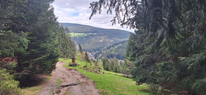 Fotografija s spletne strani Hallunke Frank na poti