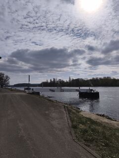 Fotografija s spletne strani Peter Wachel na poti