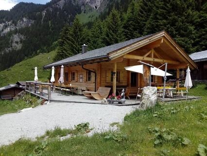 Kampriesenalm