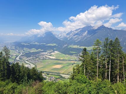 Zdjęcie z Ljubow Obidina wzdłuż trasy