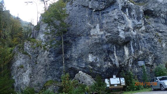 am Eingang in die Rossbachklamm