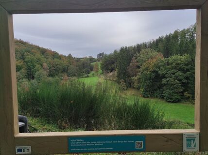 Panoramabilderrahmen am Wegesrand