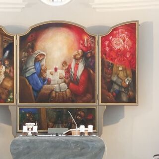 Flügelaltar von dem Künstlerpfarrer Sieger Köder in der Rosenberger Kirche