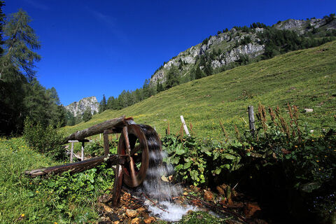 Wasserrad auf der Igltalalm
