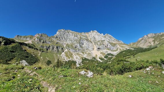 Kuva osoitteesta EP87 matkan varrella