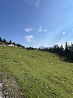 Fotografija s spletne strani Manuel 8819 na poti