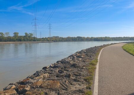Donauradweg in Altenwörth