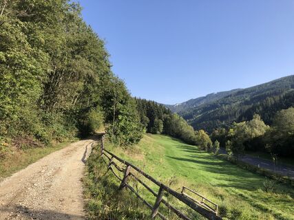 Fahrweg Richtung Barbarakreuz