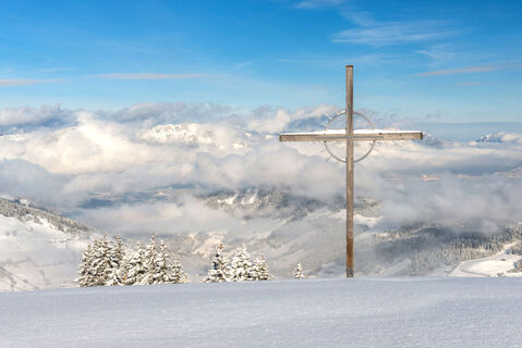 Wildschönau Niederau Markbachjoch Kreuz Winter.jpg