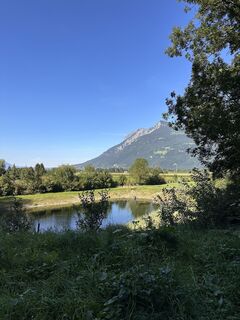 Kuva osoitteesta Cyrill Bischof matkan varrella