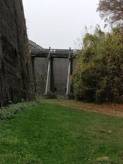 Brücke über den Festungsgraben