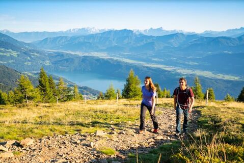 Am Weg zwischen der AlexanderAlm und dem Tschierweger Nock