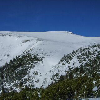 Großer Ringkogel mit der Gipfelmulde Sibenbrünn sowie links der oberte Teil des Schmögllochs