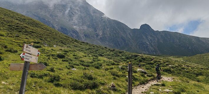 Photo de Simone Ferrari le long du parcours