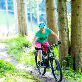 MTB_Singletrail_Lady