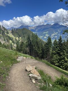 Photo de Yannick Schmidl le long du parcours