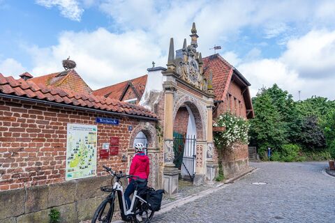 Weserrenaissance-Tor in Drakenburg