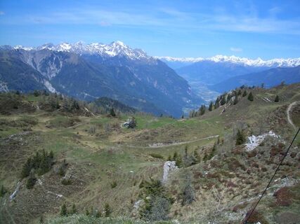 Blick nach Westen auf das Obere Drautal, Lienzer Dolomiten und Glocknergruppe