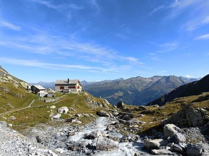 Die Puntegliahütte ist wunderschön gelegen