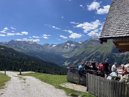Fotografija s spletne strani Boris Jagersberger na poti