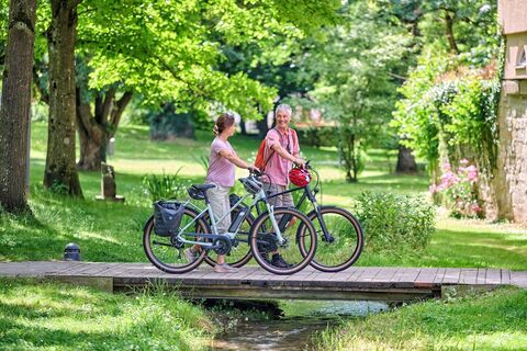 Radfahrer im Hofgarten in Öhringen