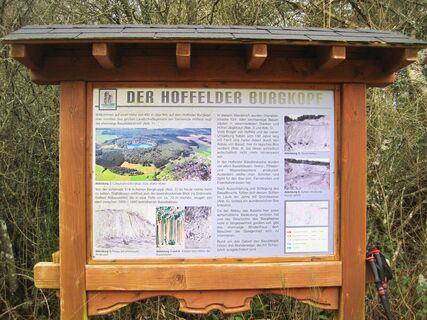 Informationstafel Hoffelder Burgkopf
