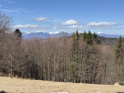 Zdjęcie z Peter Zbončák wzdłuż trasy