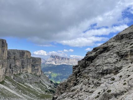 Fotografija s spletne strani Roberto Lampugnani na poti