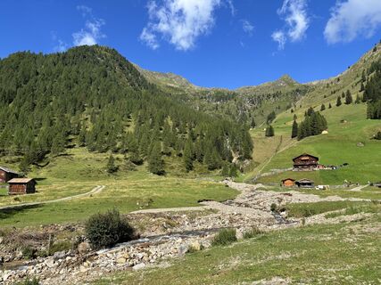 Fotografija s spletne strani Hartlschneider na poti