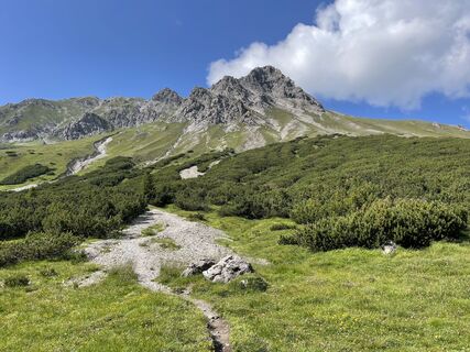 Fotografija s spletne strani Marina I na poti