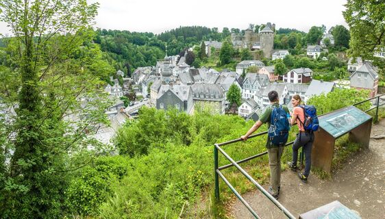 Aussichtspunkt "Halver Mond" über Monschau