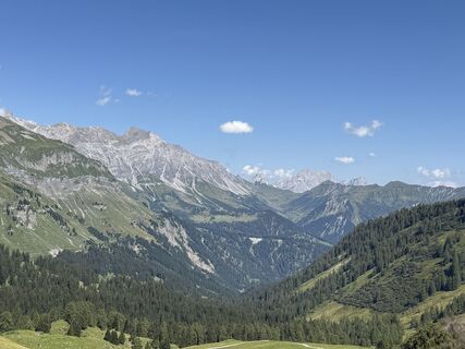 Photo de Marianne Grobner le long du parcours