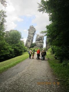 Externsteine, Natur- und Kulturdenkmal - das bedeutende Ausflugsziel im Naturpark Teutoburger Wald